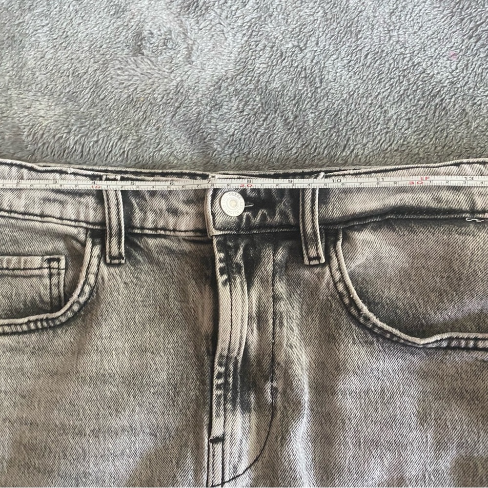 NWOT! GUESS Denim skirts Sz 28 - Picture 15 of 17